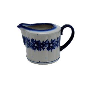 Milk jug (A77 D51)