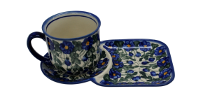 Cup with tray.  Breakfast set. (A59 D31)