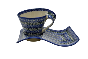 Cup with a tray (A41 D75)