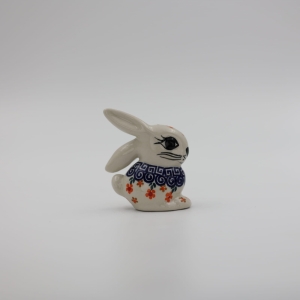 Ceramic rabbit (A532 D8)  