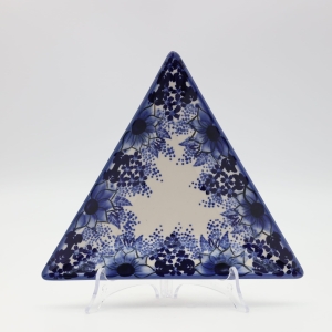Triangular ceramic platter (A552 D118)    