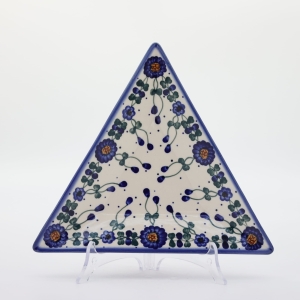 Triangular ceramic platter (A552 D40)      