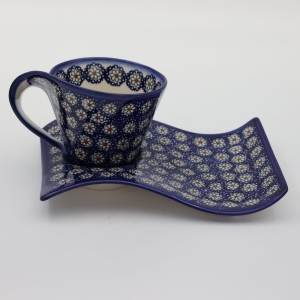 Cup with a tray (A41 D65)   