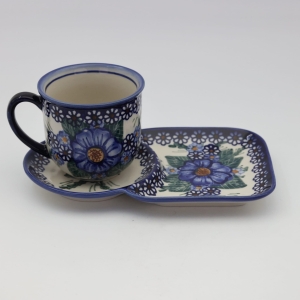Cup with tray.  Breakfast set. (A59 D74)   