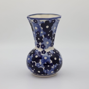 Angular vase (A106 D126)   