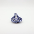 Made of durable stoneware and decorated with traditional Polish folk patterns.