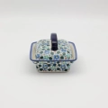 Hand-painted butter dish made from traditional Bolesławiec pottery. A practical and elegant container perfect for storing and serving butter.