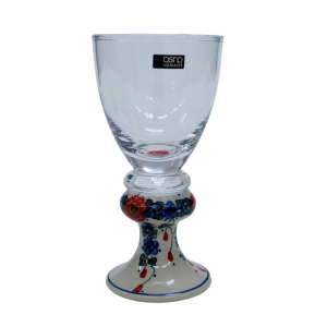 Wine glass (A21 D10)