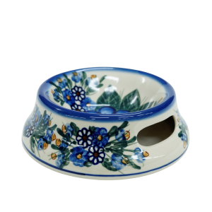 Small dog bowl (A96 D7)