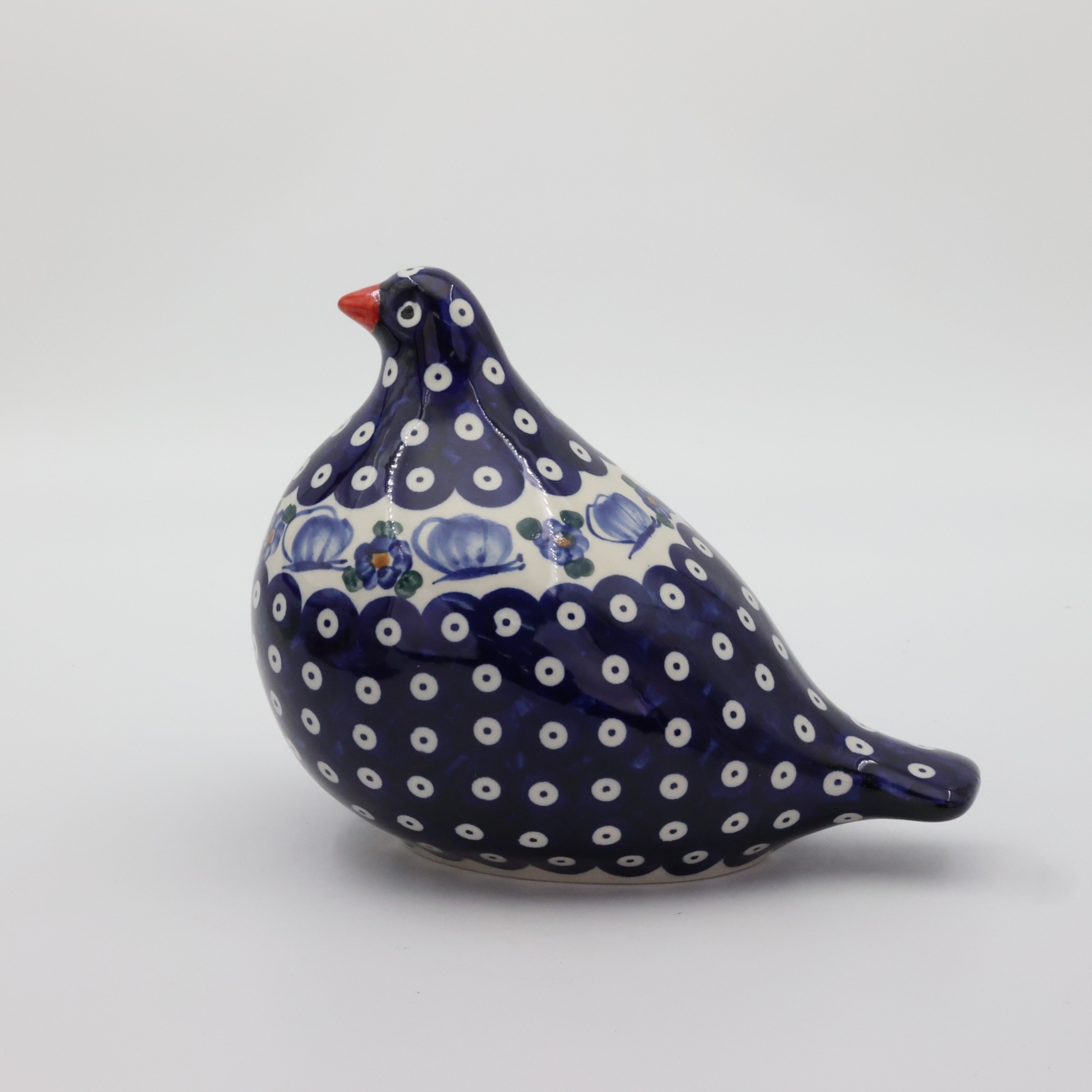 A charming decorative piece symbolizing peace and love, perfect as a gift or home decor.