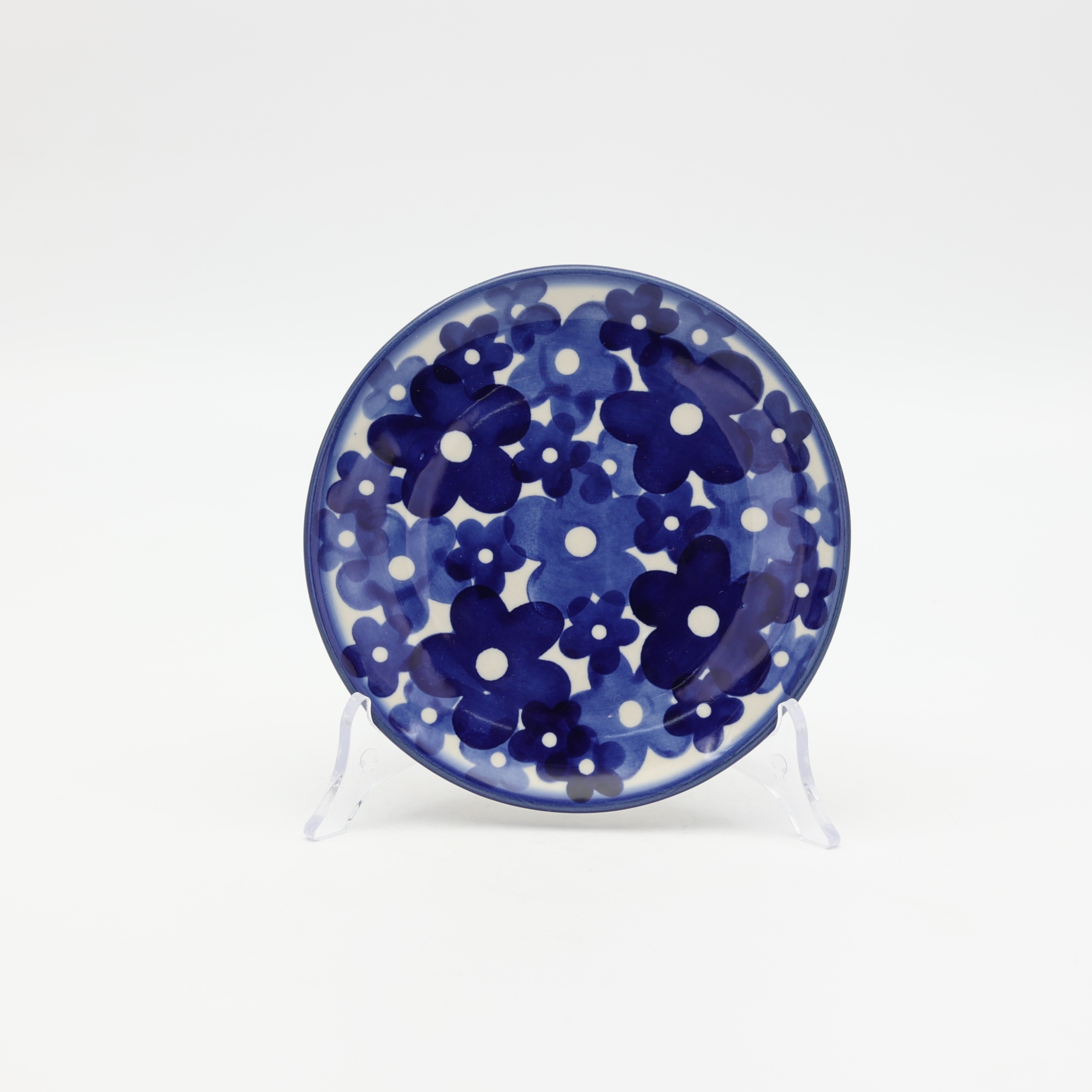 Hand-painted small dessert plate 16 cm made from traditional Bolesławiec pottery. Perfect for serving cakes, desserts, and snacks.